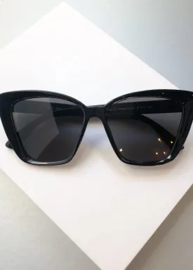 A.J. MORGAN Black Square Cat-Eye Orchestrated Sunnies