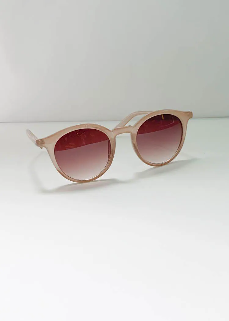 AJ Morgan I Catalina Modern Lennon Sunglasses-Brown