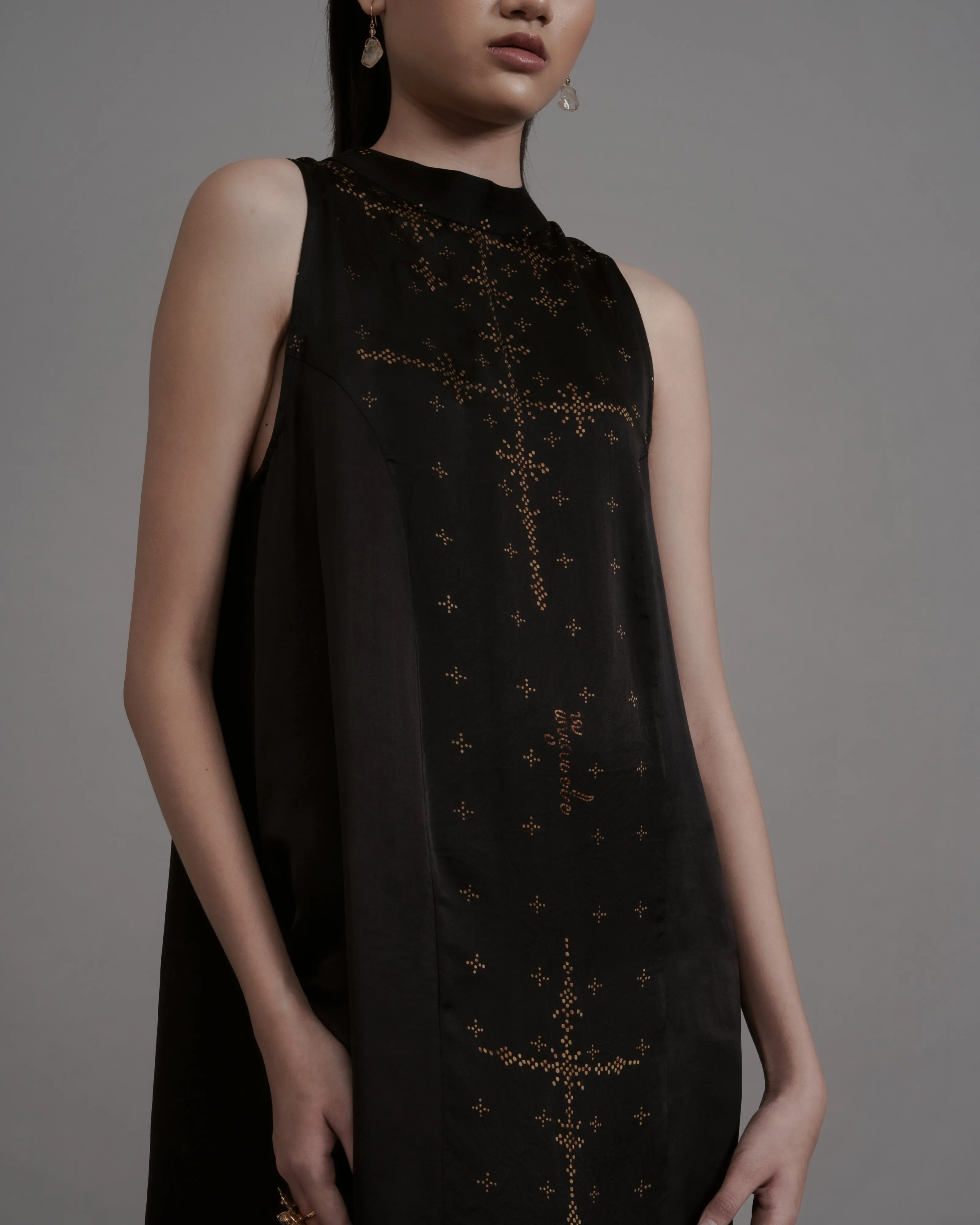 ANGKASA - High Neck Shift Dress