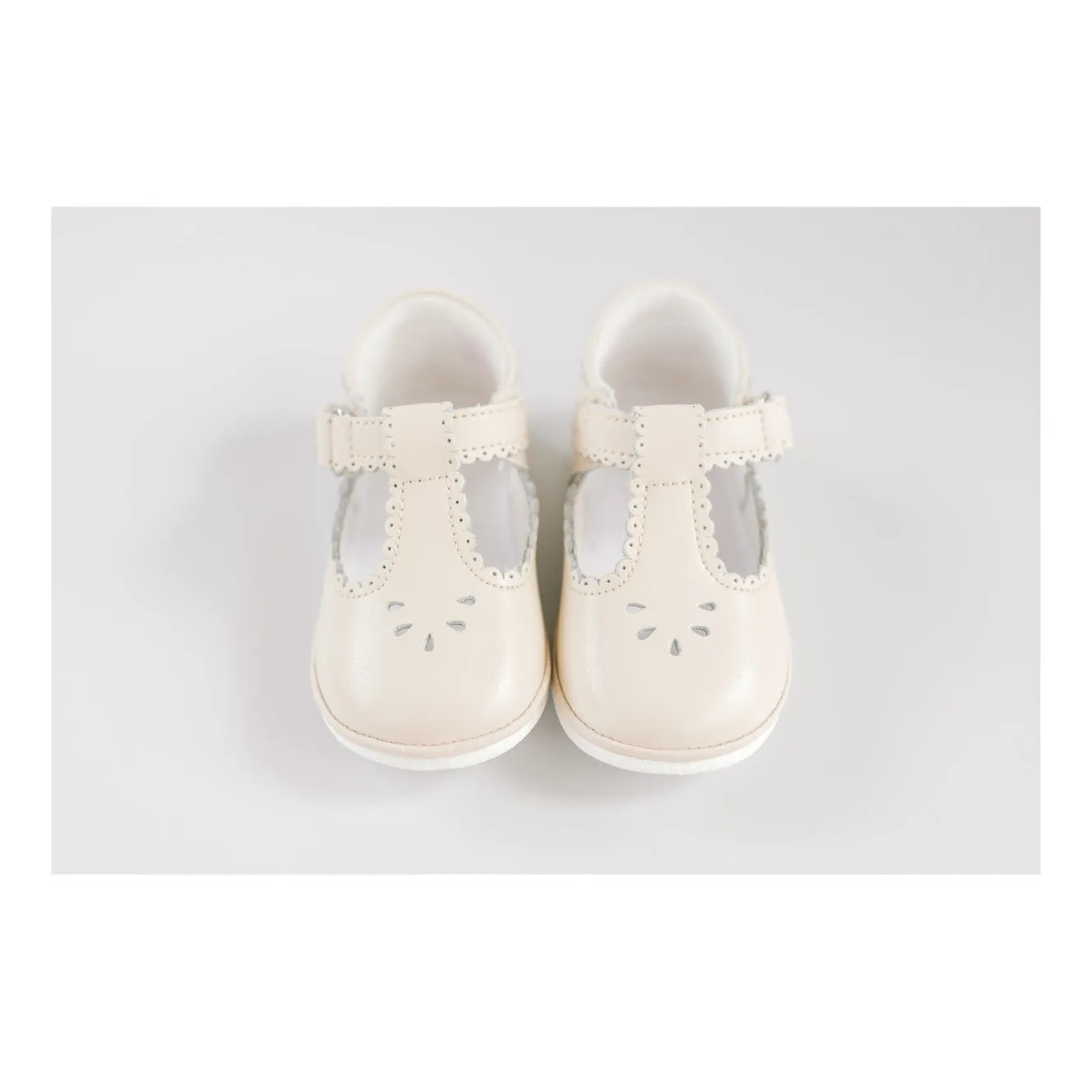 Dottie Scalloped T-Strap Mary Jane (Baby)