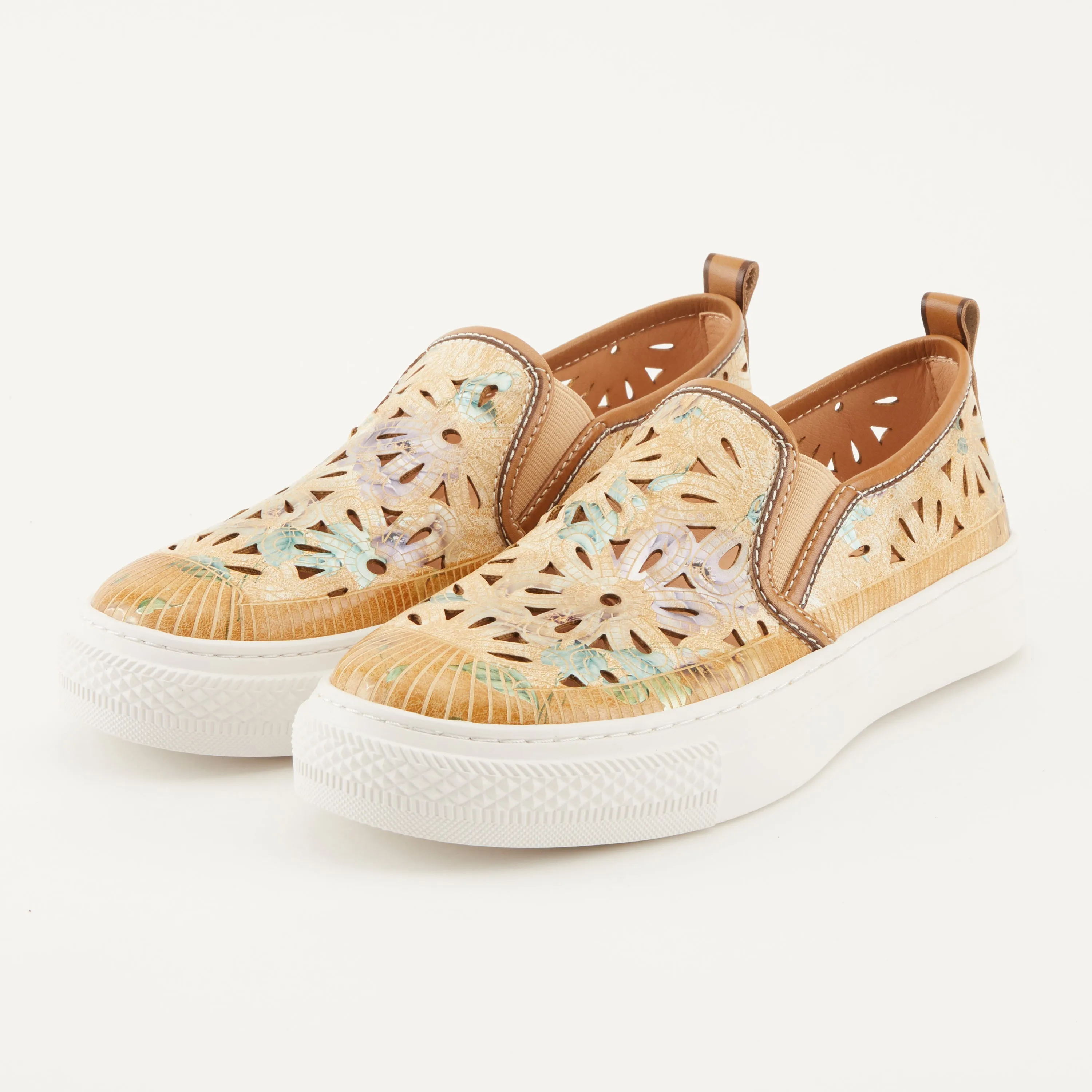 L'ARTISTE DENOFEDEN SLIP-ON SHOE