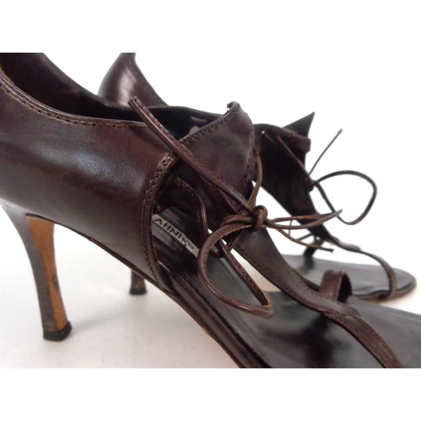 MANOLO BLAHNIK Brown Leather V-Strap Ankle Heels | 9 1/2 - EU 39 1/2