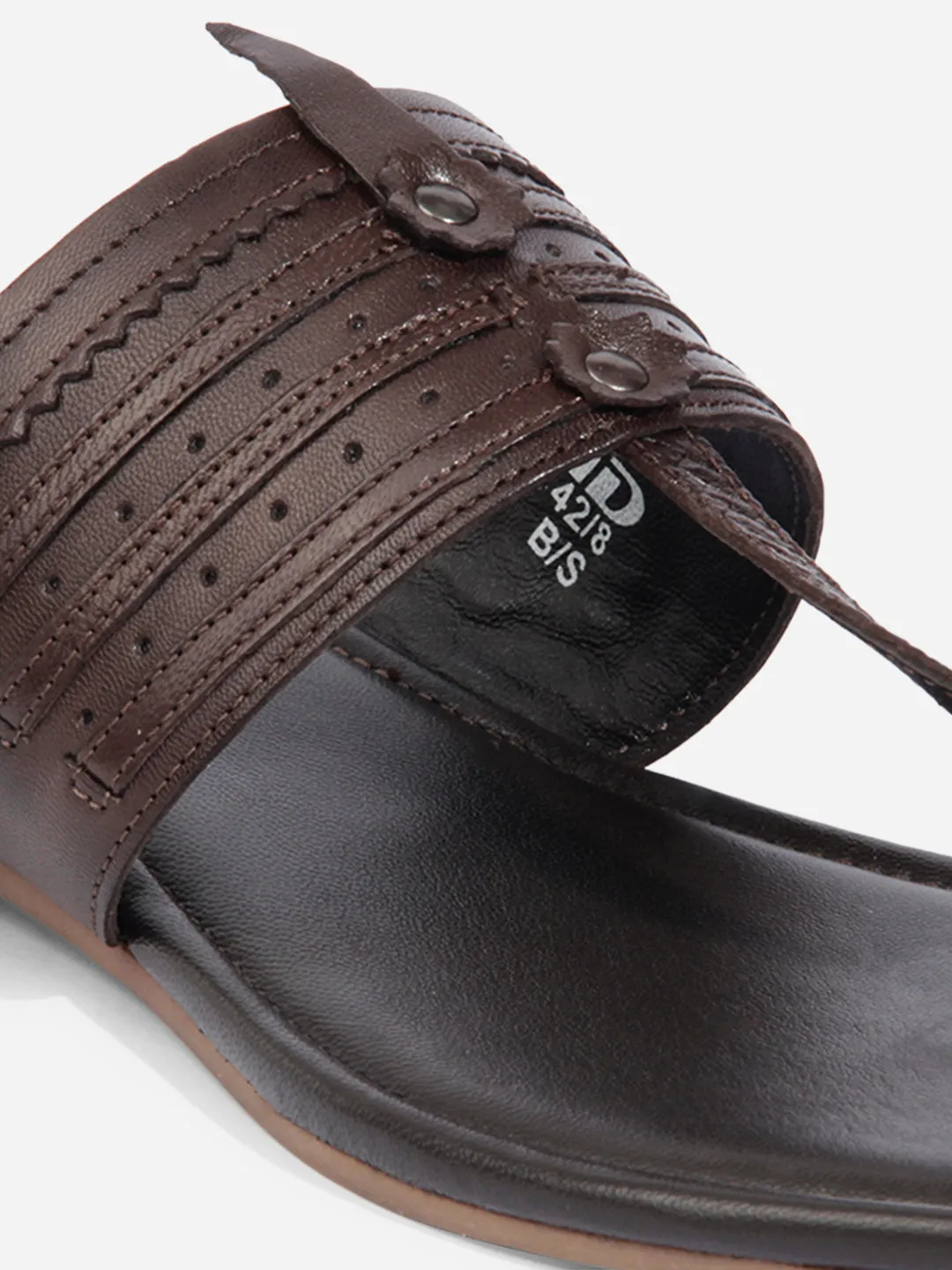 Men Brown Sandal / Slipper (ID4231)