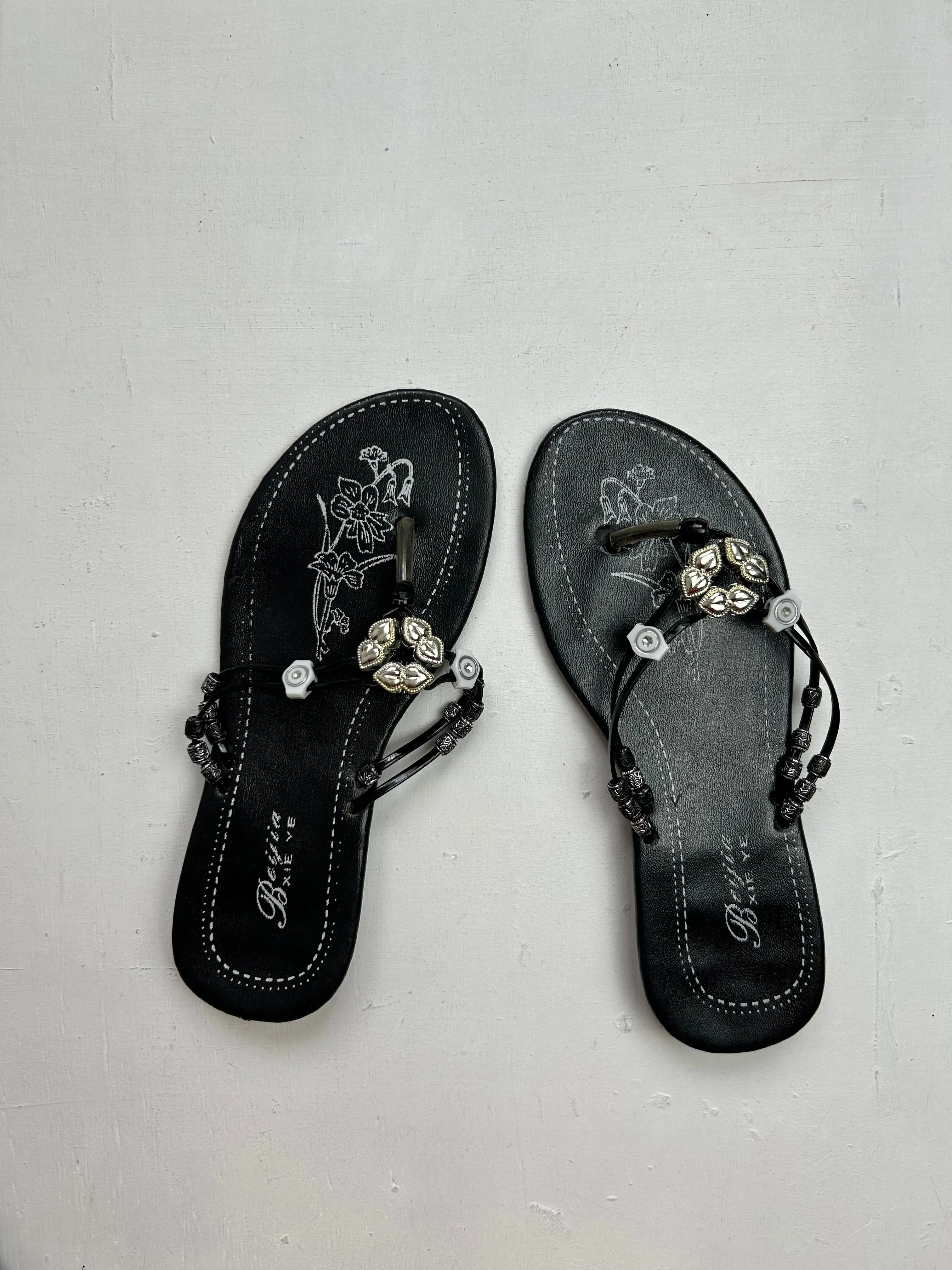 Pearls flip flop sandales y2k vintage (37)