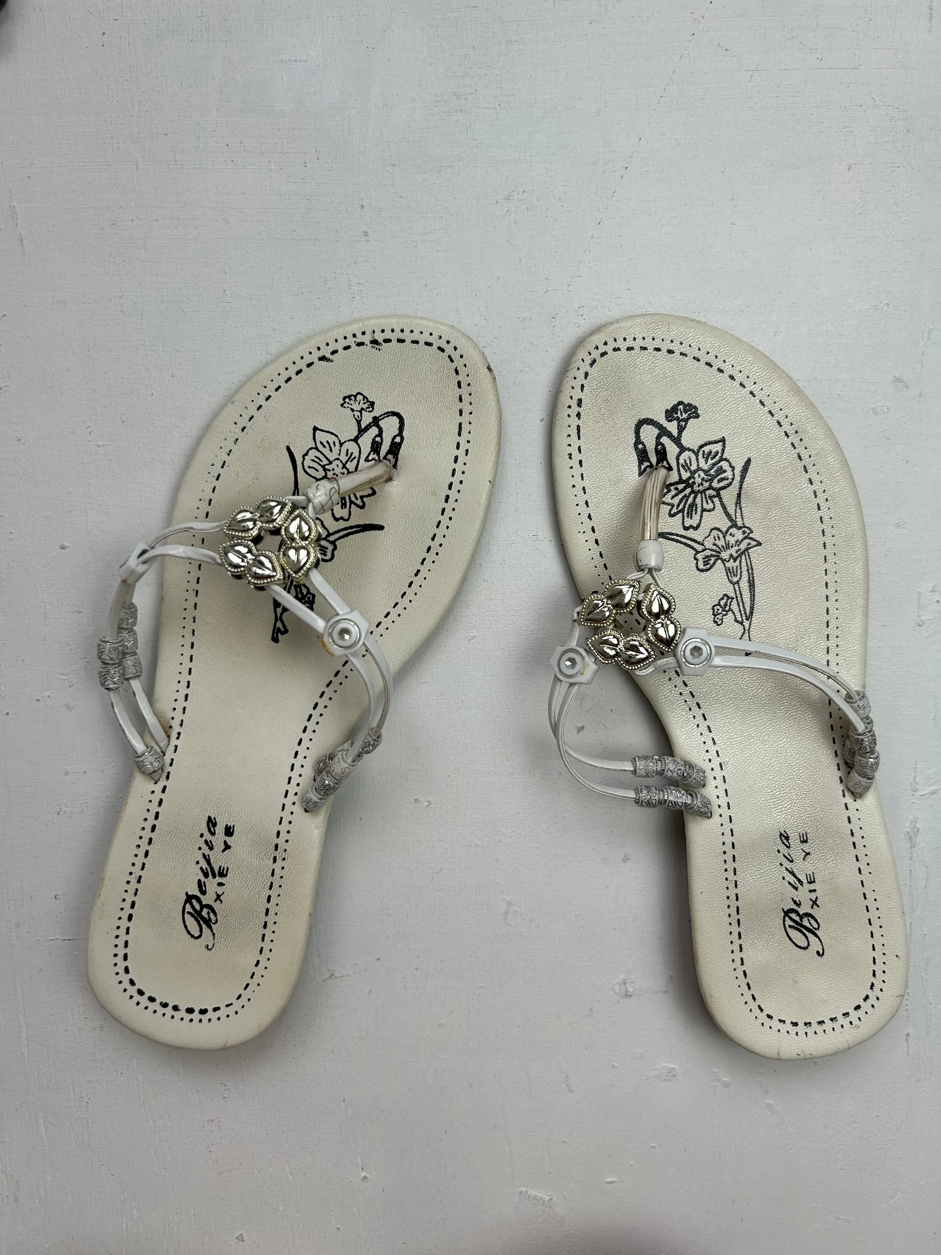 Pearls flip flop sandales y2k vintage (37)